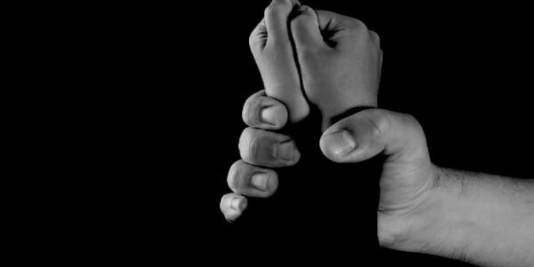 Policajac optužen za silovanje maloljetnika