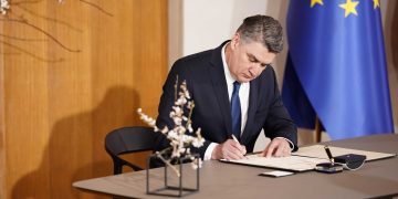 Milanović: Mladić je sociopata