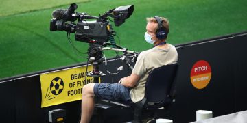 Zašto je Telekom odlučio da za 600 miliona evra otkupi pravo prenosa Premijer lige?