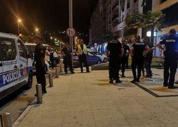 U Podgorici fizički napadnuti pripadnici Uprave policije