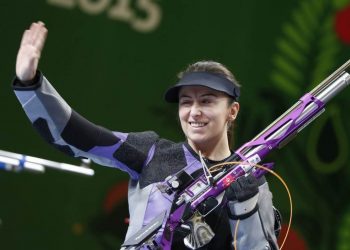 Kristen olimpijski rekord i zlato, Arsović osma