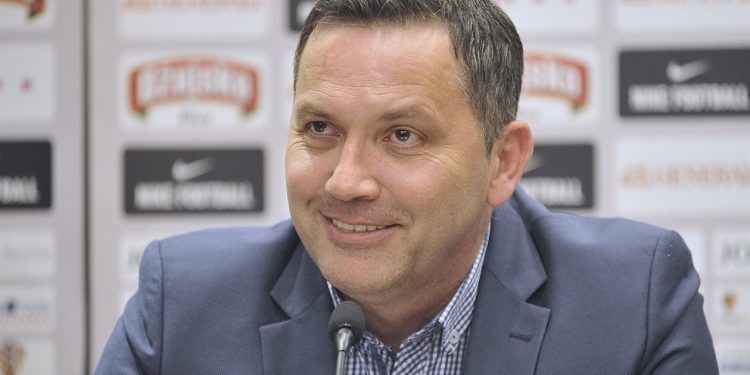 Smjenjen Davor Šuker, novi predsjednik Marijan Kustić