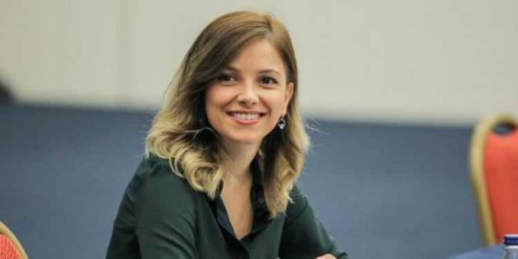 “Zar su preče obaveze prema crkvi druge države nego prema sopstvenim građanima?”