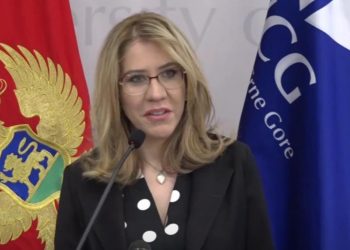 Učenici od 1. septembra u škole sa maskama