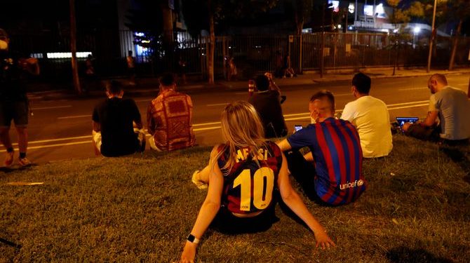 Mesi odlazi iz Barselone, navijači u suzama