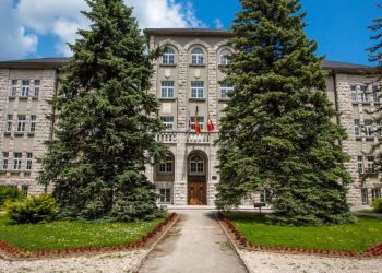 Prijestonica obezbijedila novac za kupovinu školskog pribora za prvake