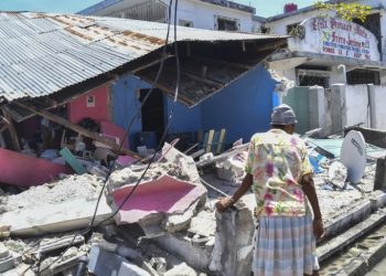 Najmanje 277 mrtvih u razornom zemljotresu na Haitiju