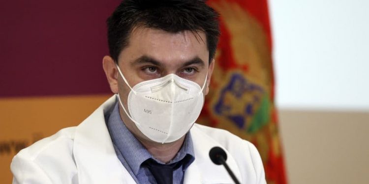 Galić: Nošenje maski tokom skraćenih časova ne šteti zdravlju djece