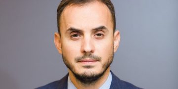 Konatar o privođenju Sekulić: Ovo nije dobar put za dobrosusjedske odnose, niti će bilo kome donijeti nešto dobro