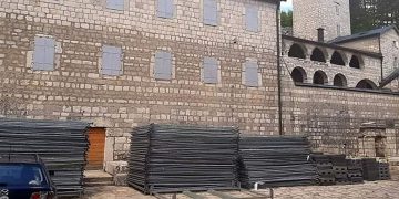 Ograda kod Cetinjskog manastira ne može biti postavljena bez odobrenja Prijestonice
