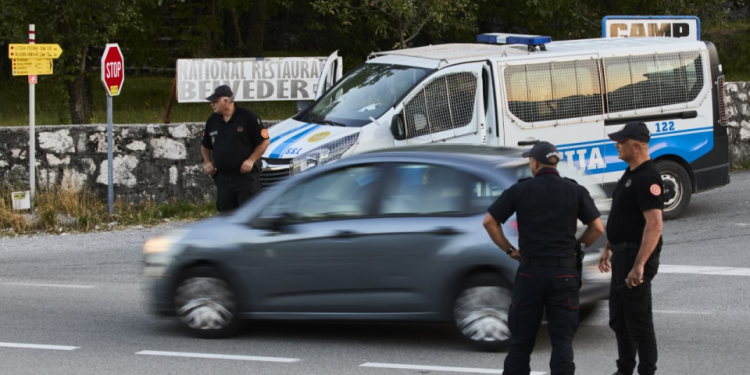 Srpski ekstremisti raspoređeni u Cetinjskom manastiru, grupe spremne čekaju i u Podgorici?