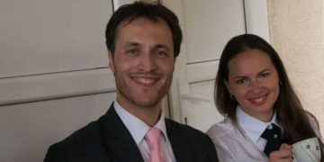 Supruga lidera Prave CG otpustila Vladinog kurira zbog političkih uvjerenja