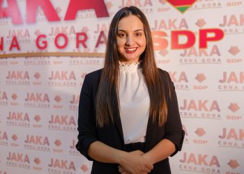 Ana Lipovina: Nije dobro biti vlast po svaku cijenu