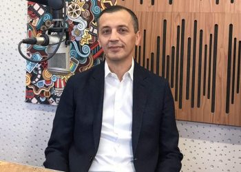 Bošković: Vučić komandovao ustoličenjem Joanikija