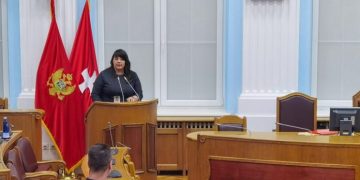 Dizdar: Društvu je potreban širi dijalog i suštinsko suočavanje s podjelama