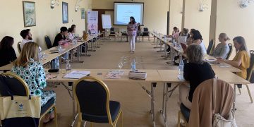 U Baru održana obuka o javnom zastupanju za poboljšanje položaja žena sa iskustvom nasilja u porodici u zdravstvenom sektoru