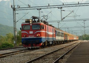 Bjelopoljka povrijeđena dok je prelazila prugu