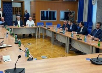 Šćekić: Nužan hitan sastanak predstavnika vlasti