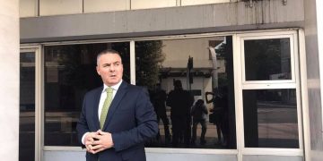 Veljović pušten da se brani sa slobode