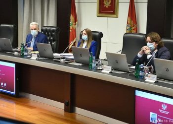 Zeković: Sekulović da odbije instrukciju premijera i ne nagradi policajce koji su bili na Cetinju