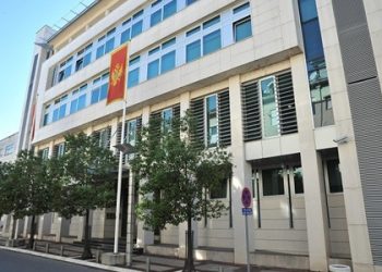 COVID potvrda neće biti potrebna za ulaz u megamarkete