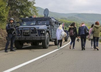 Na prelazima Jarinje i Brnjak više nema barikada