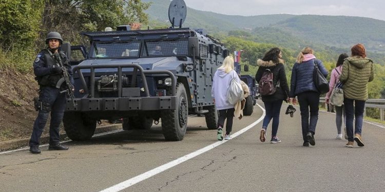 Na prelazima Jarinje i Brnjak više nema barikada