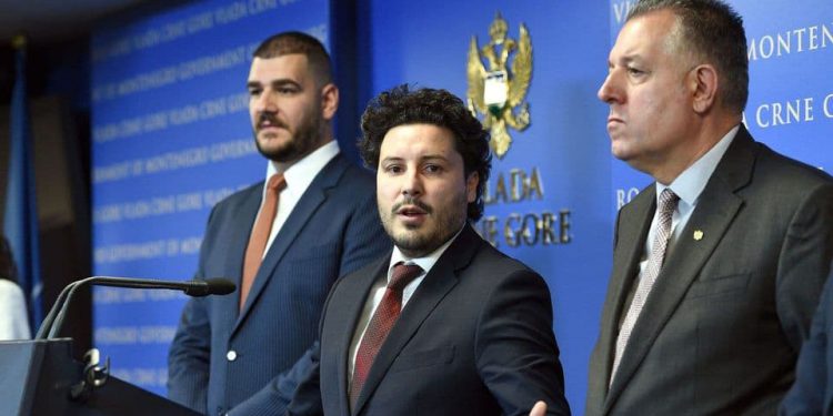 Abazović: Sada vrlo jasno ko je skinuo zabranu, došli do imena Baković i Lazović, neka SDT utvrdi ko