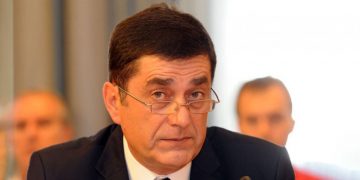 Priveden Dejan Peruničić