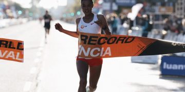 Gidej debitovala u polumaratonu svjetskim rekordom