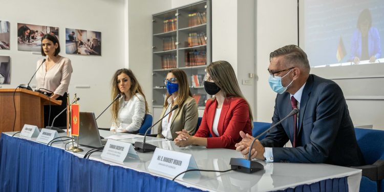 Otvoren put digitalnom obrazovanju u javnoj upravi