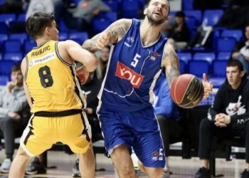 Budućnost u finišu utakmice slomila otpor Valensije