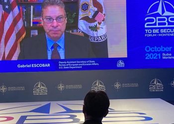 Eskobar: Na samitu NATO-a izražen stav da je opasno dijeliti sve informacije sa novom Vladom Crne Gore