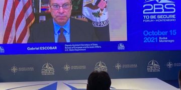 Eskobar: Na samitu NATO-a izražen stav da je opasno dijeliti sve informacije sa novom Vladom Crne Gore