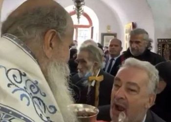 Krivokapića ni doktori ne mogu da natjeraju da se vakciniše