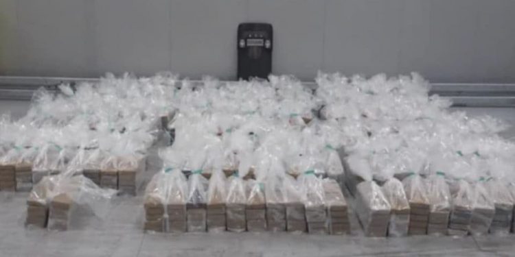 Zaplijenjeno 37 kilograma kokaina na Debelom brijegu