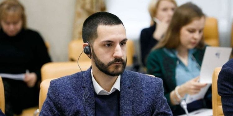 Drašković: Zašto Abazović poziva Pejovića na kanabe, kad postoje zakoni i nadležne službe?