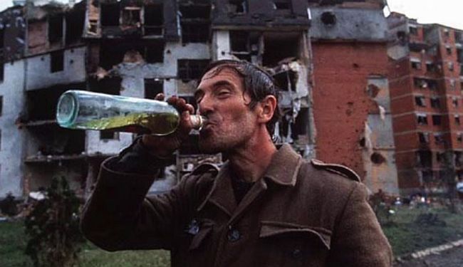 Dežulović: Vukovar 1991. Samo gledaj i povraćaj