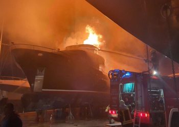 Požar u marini u Tivtu: Šteta se mjeri desetinama miliona eura