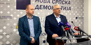 DF prijeti da će blokirati Crnu Goru, Knežević: Pod trobojkama ćemo izaći na ulice