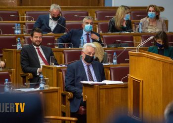 Skupština Crne Gore izglasala nepovjerenje Vladi Zdravka Krivokapića