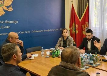 Moguće dodatno smanjenje akcize na gorivo u procentu iznad 20 odsto