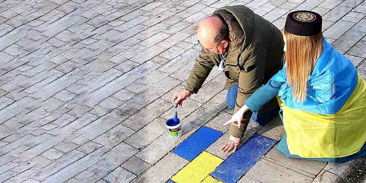 Na Cetinju večeras emotivno: Pjevala se ukrajinska himna