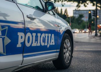 Dvije osobe uhapšene u Podgorici, pronađen kokain i heroin