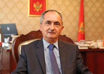 Udar na sudije i tužioce zbog naopakog tumačenje Ustava