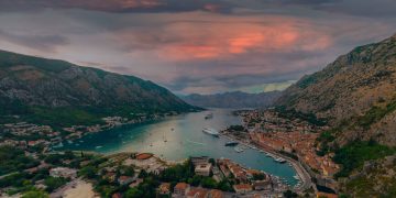 Danas oblačno, krajem dana kiša